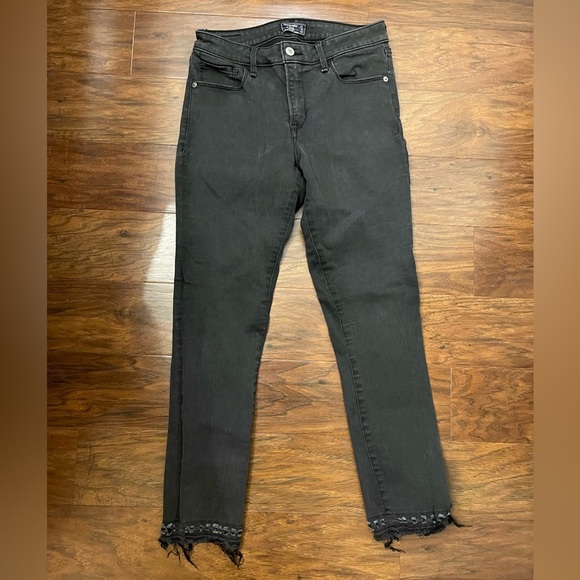 Abercrombie & Fitch Mid Rise Super Skinny Jeans Size 27/4 - Picture 1 of 4